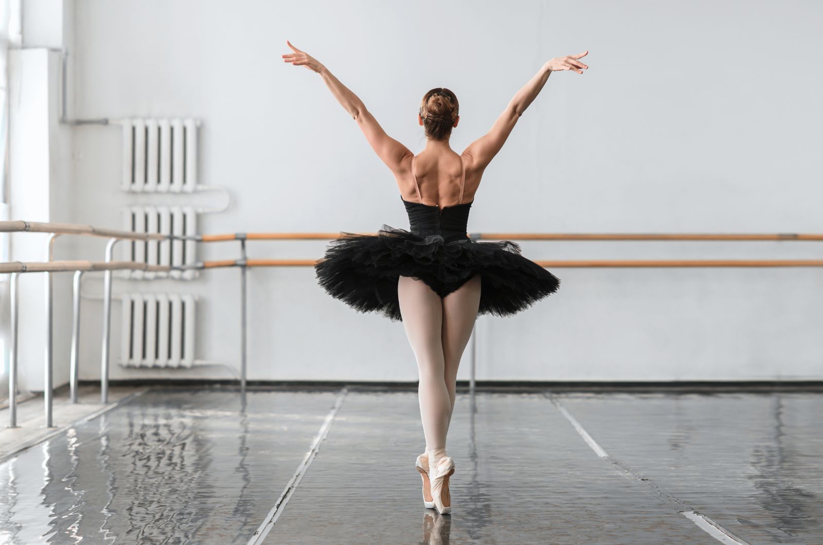 Ballet Posture: How to improve it - The Dancer Next Door